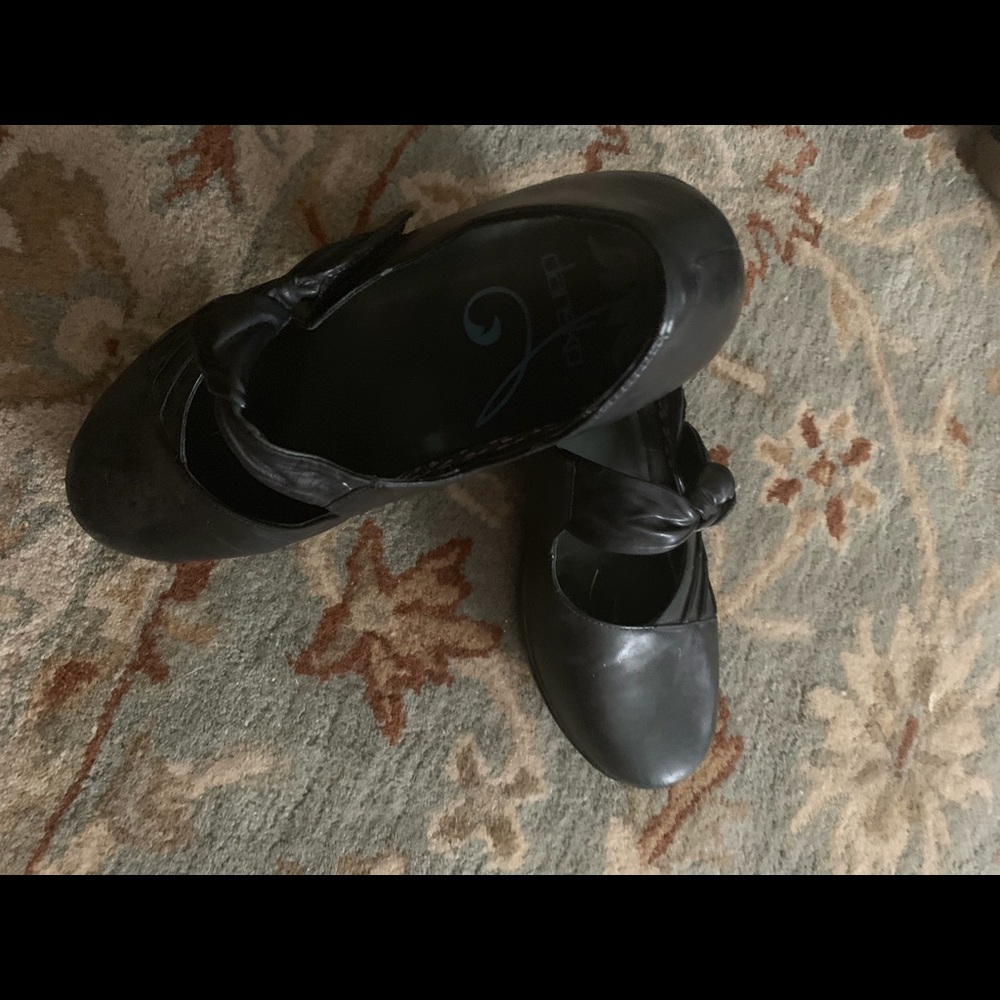 Dansko Mary Janes size 41 black gently used